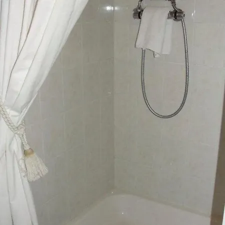 Staten Hotel